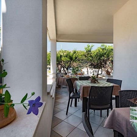 サン・ヴィート・ロ・カーポ Tra La Montagna E Il Mare Bed & Breakfast エクステリア 写真